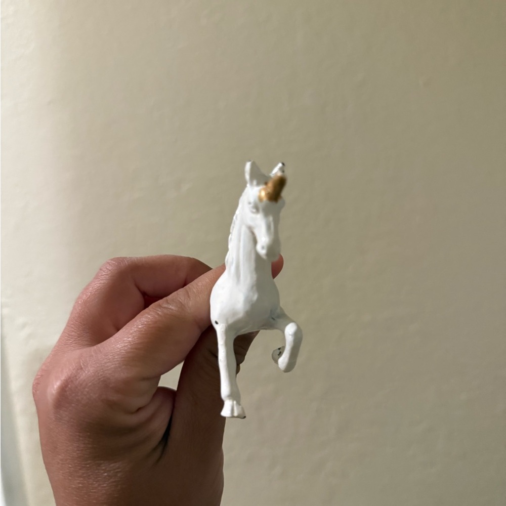 Decorative White Unicorn Drawer Pulls Knobs with Gold Horn - Picture 5 of 6